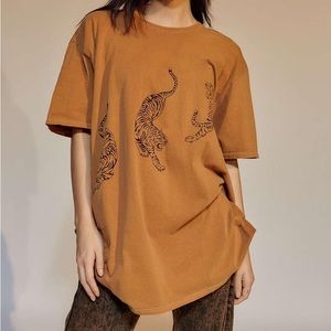 URBAN OUTFITTERS tiger overdyed t-shirt dress